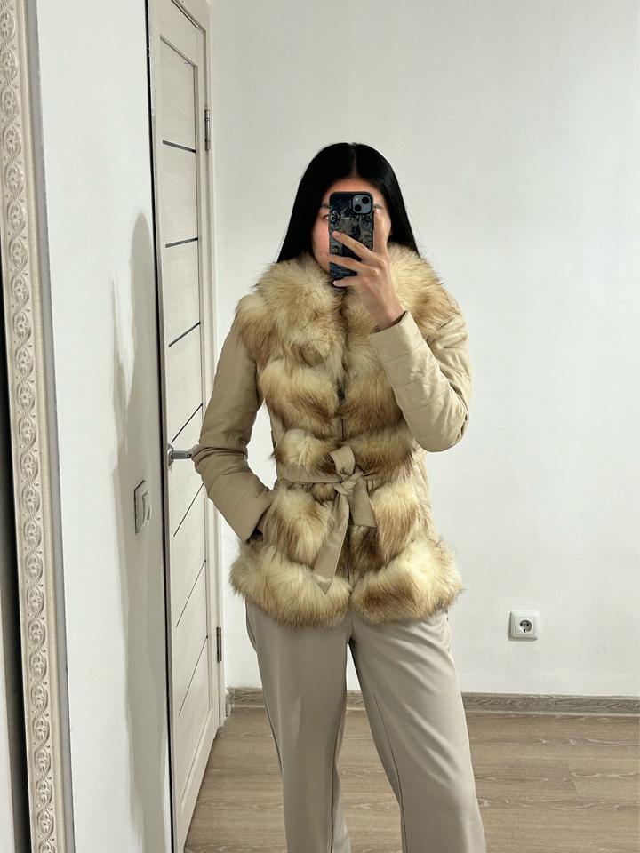 periyot Куртка с меховыми вставками