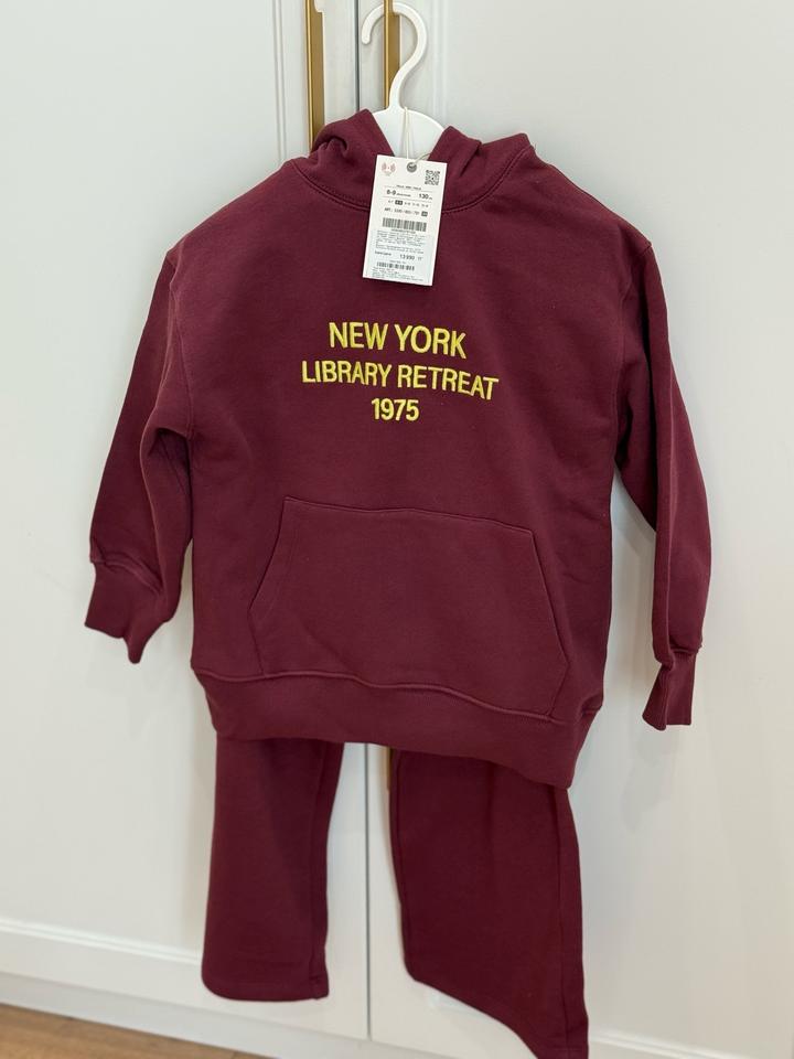 Детский спортивный костюм с худи Zara 8-9 лет.