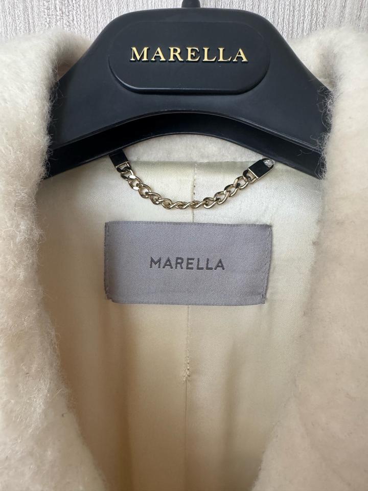 Пальто Marella