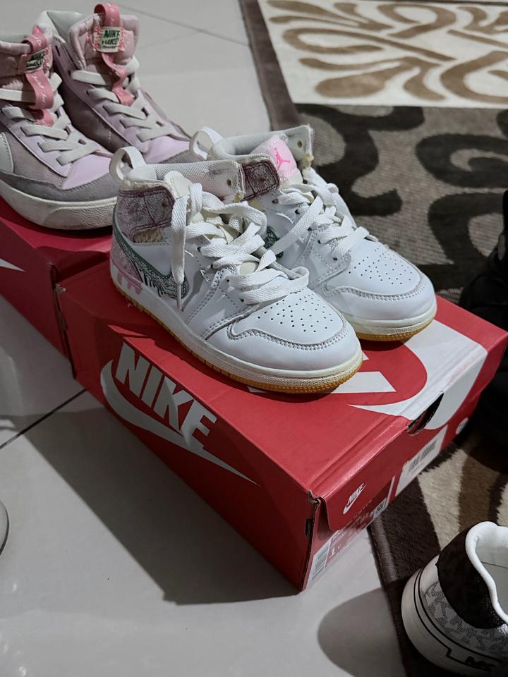 Детские кроссовки Nike Jordan