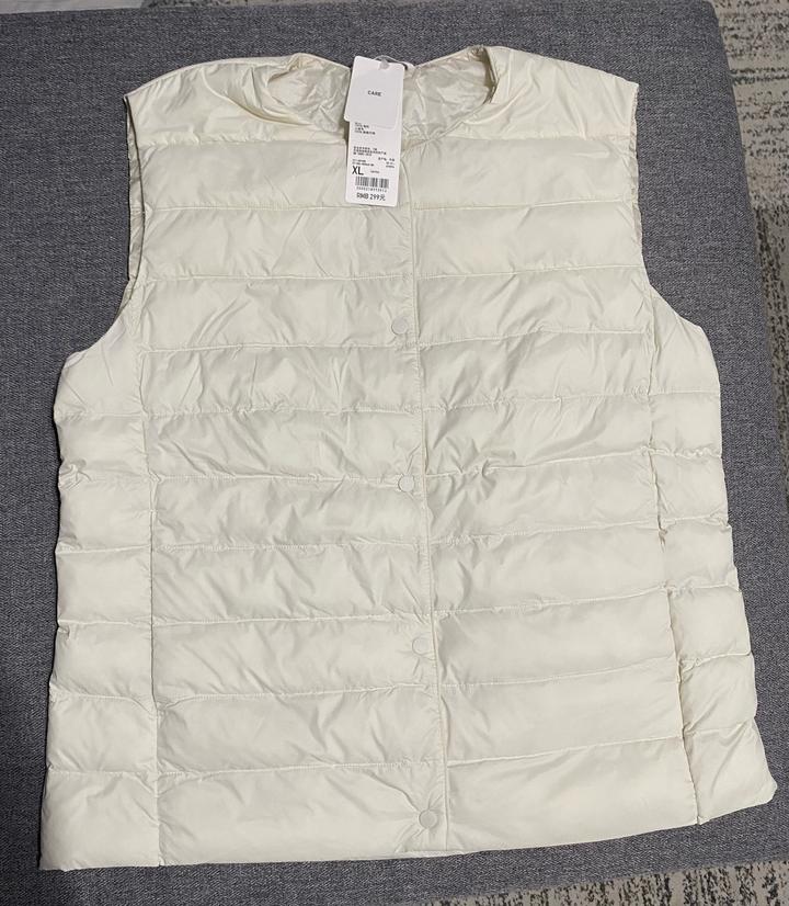 UNIQLO жилетка