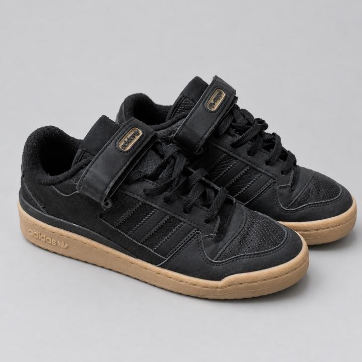 Кроссовки adidas