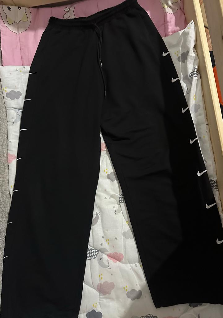 Спортивные брюки Nike