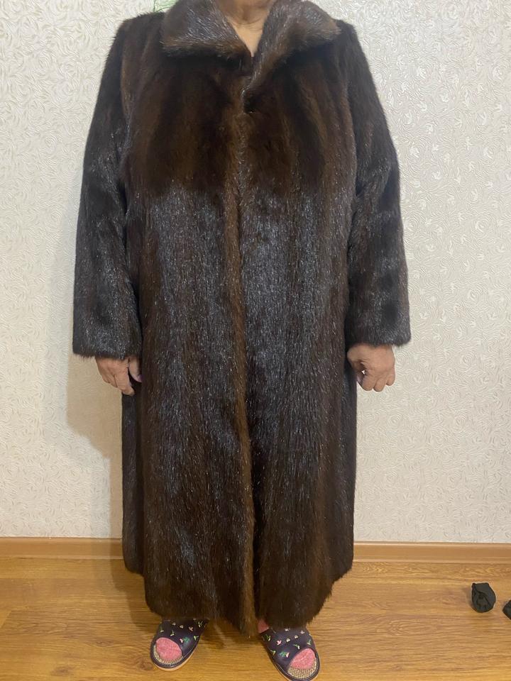 The Auctie Pole Шуба