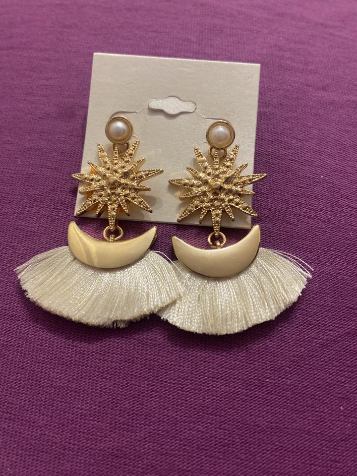 Серьги со звездами и кисточками