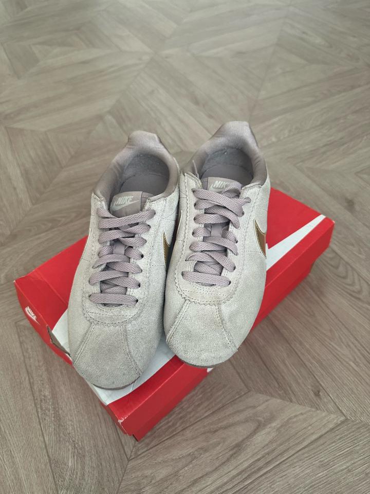 Кроссовки Nike Cortez