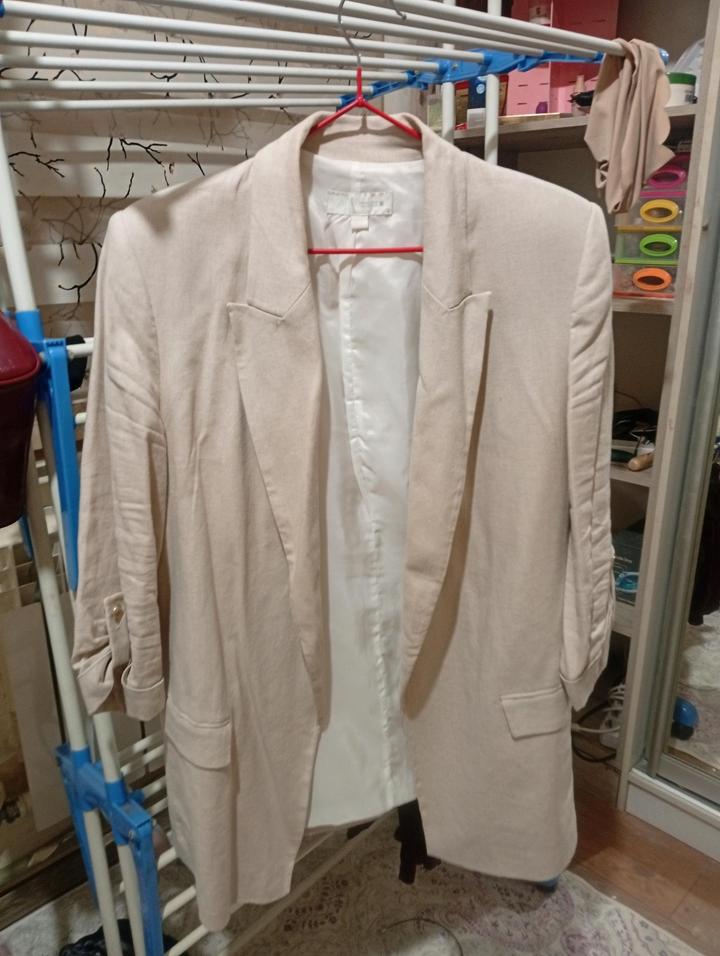 Zara Пиджак бежка лён