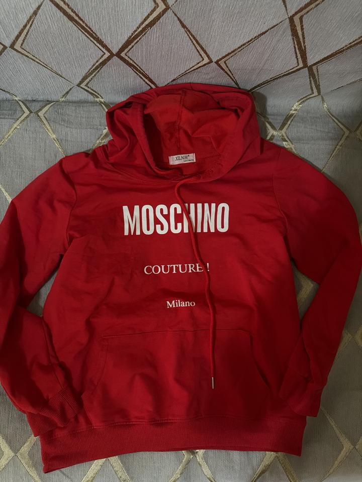 Худи Moschino