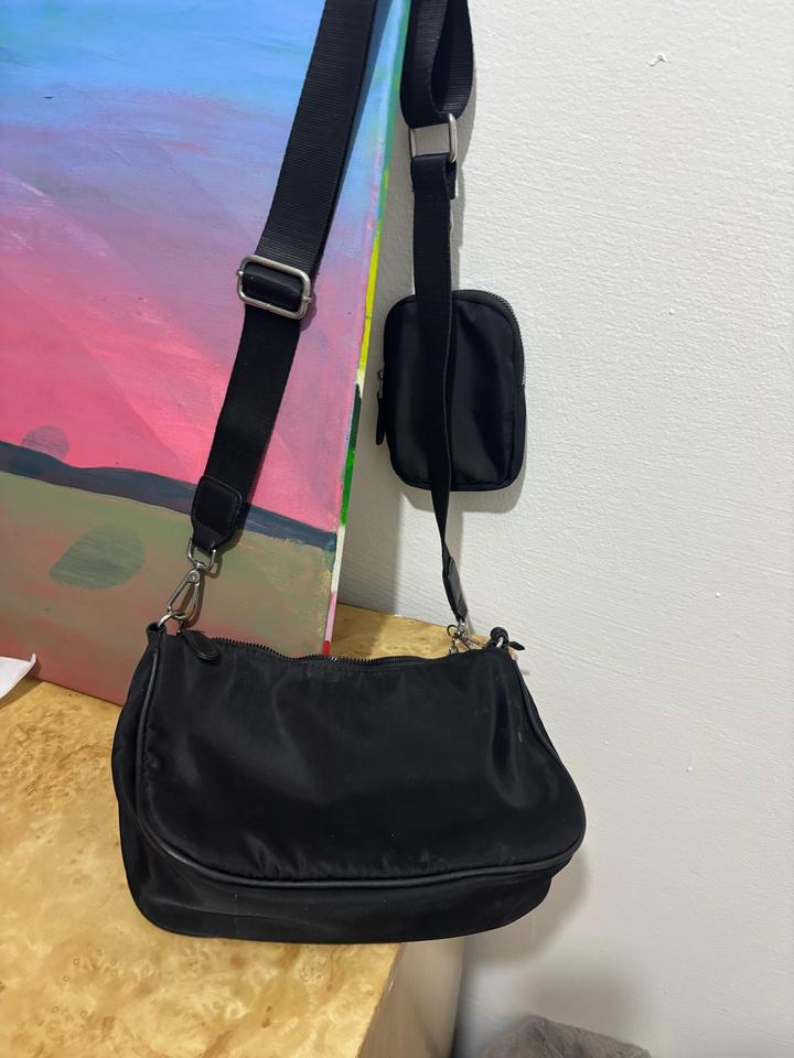 Prada Сумка через плечо с мини-кошельком