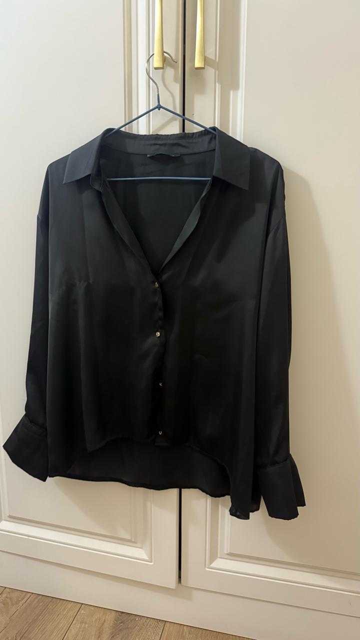 Zara Атласная блузка