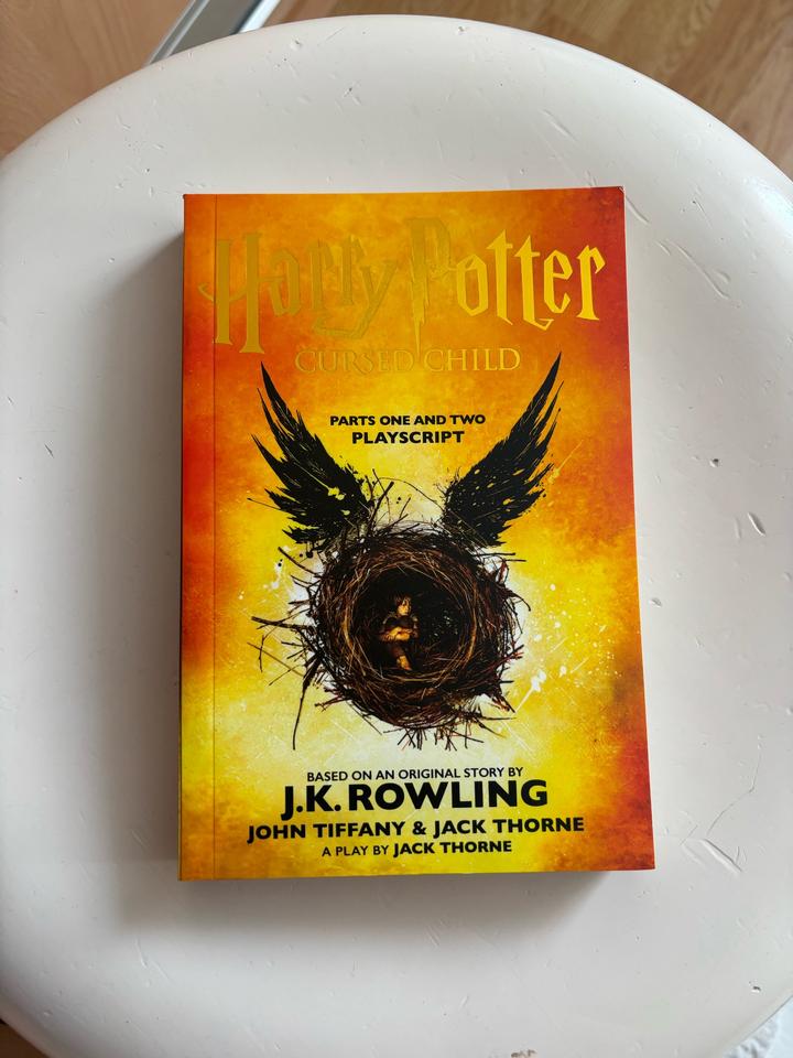 Harry Potter and the Cursed Child (Гарри Поттер и Проклятое дитя)