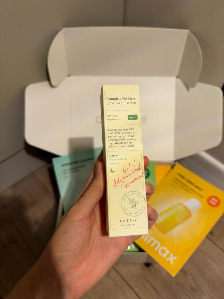 Солнцезащитный крем Axis-y Complete No-Stress Physical Sunscreen