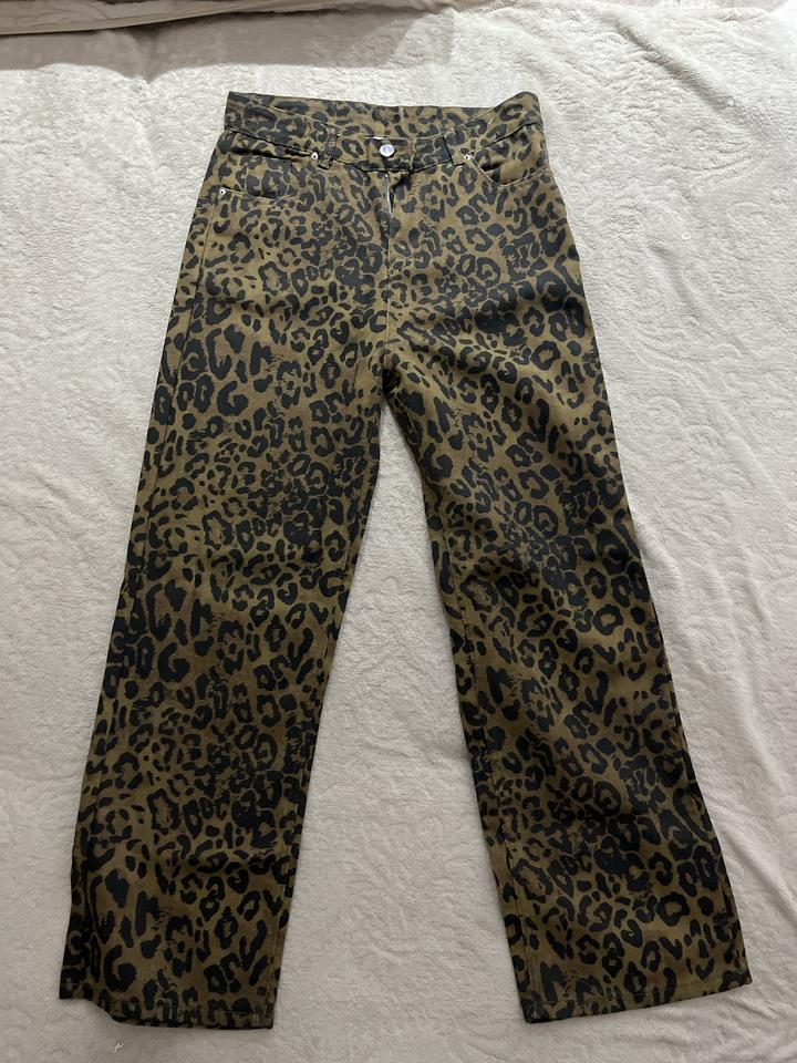 Джинсы с леопардовым принтом🐆