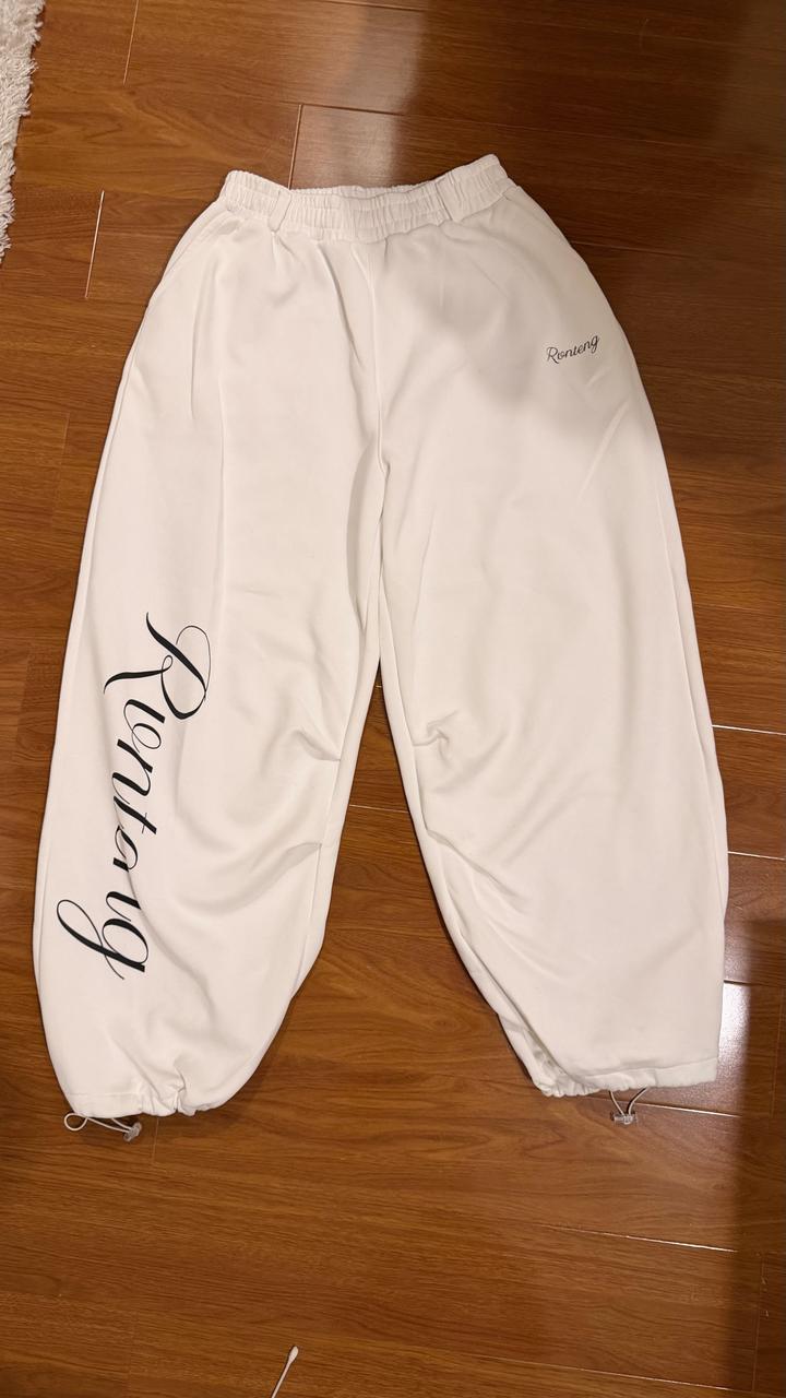 Baggy pants