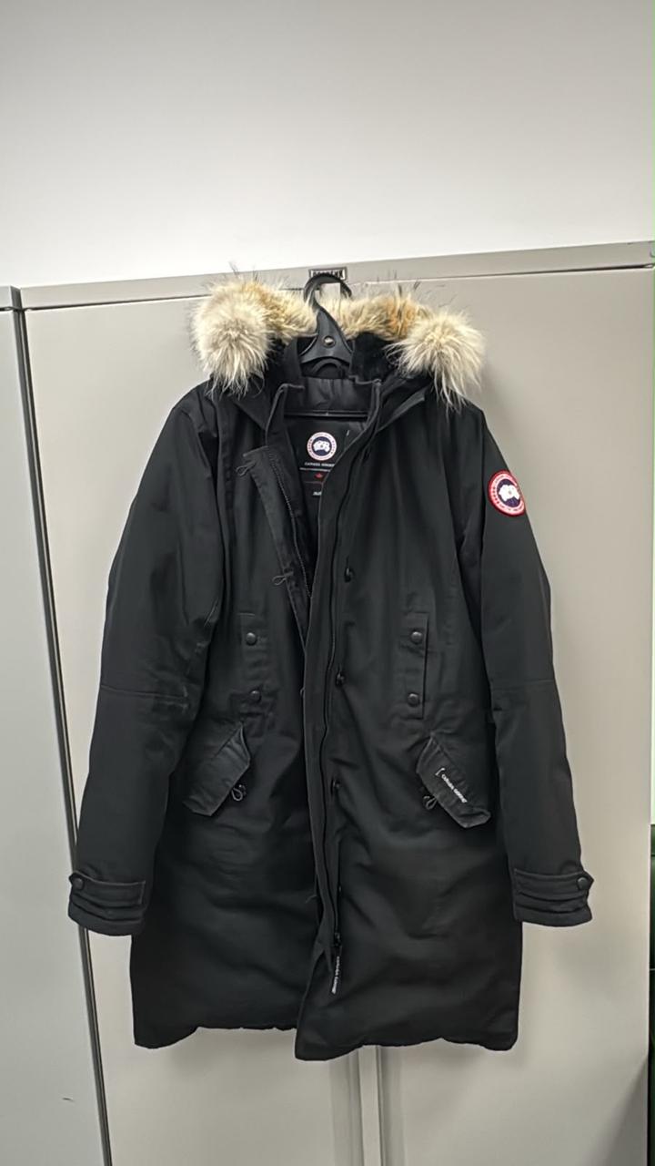 Пуховик Canada Goose
