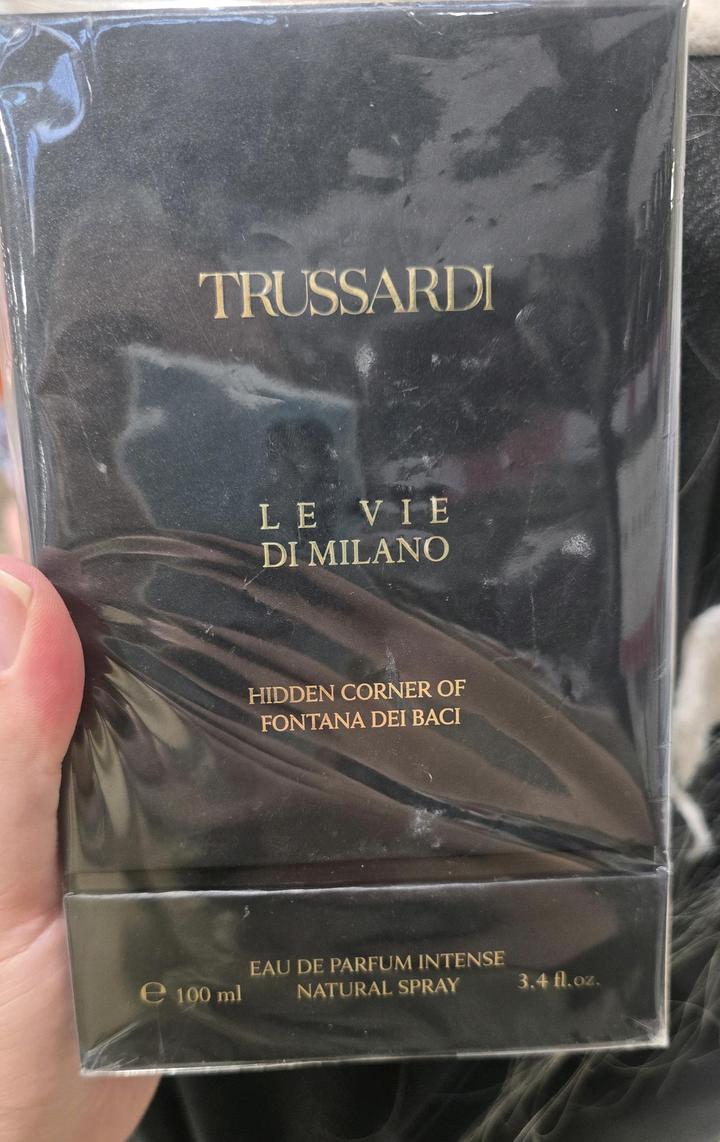 парфюмерная вода Trussardi Le Vie Di Milano Hidden Corner of Fontana Dei Baci