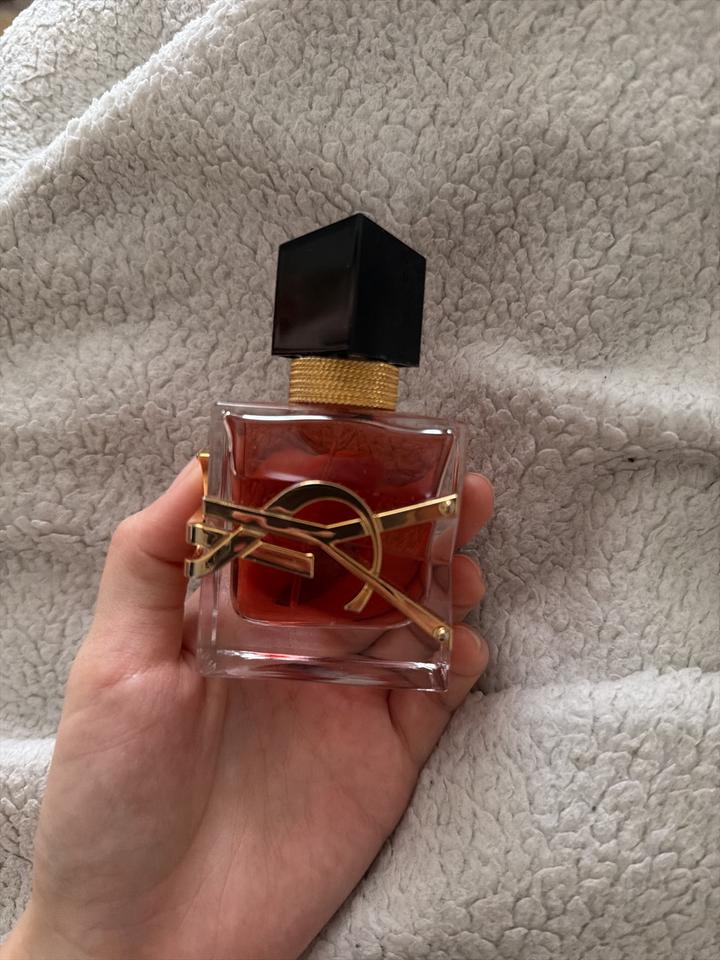 Парфюмерная вода Yves Saint Laurent