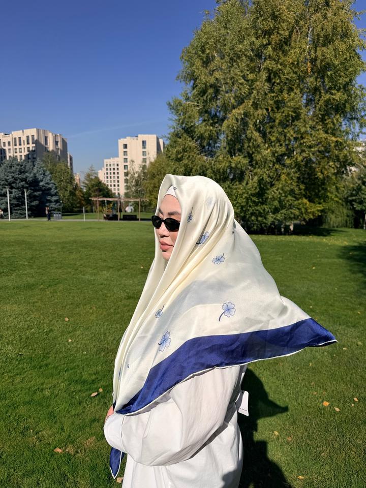 Платок с цветочным принтом