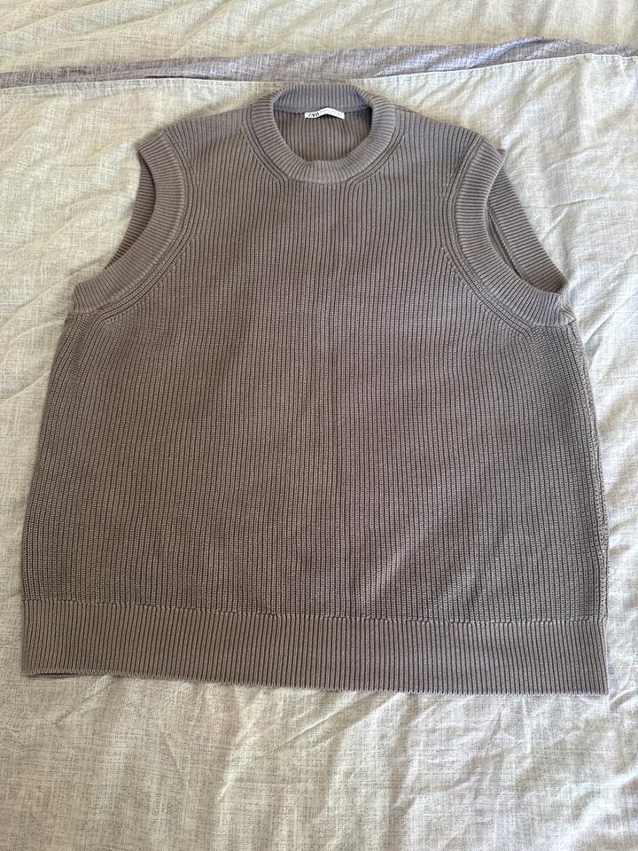 Жилет ZARA