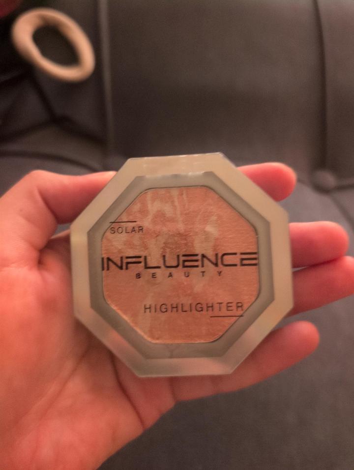 INFLUENCE beauty Хайлайтер Influence
