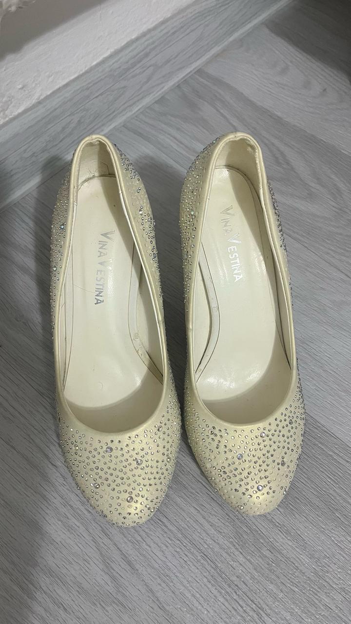 vina vestina Туфли со стразами