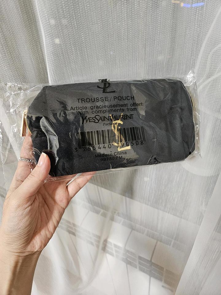Yves Saint Laurent Новая косметичка