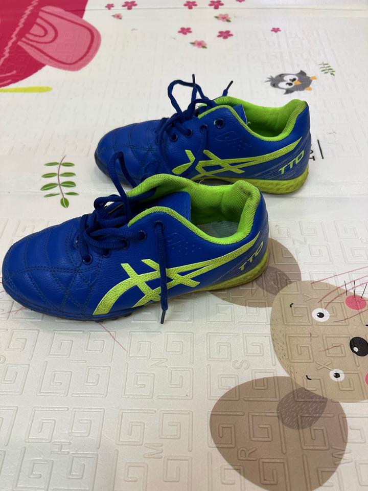 Кроссовки Asics