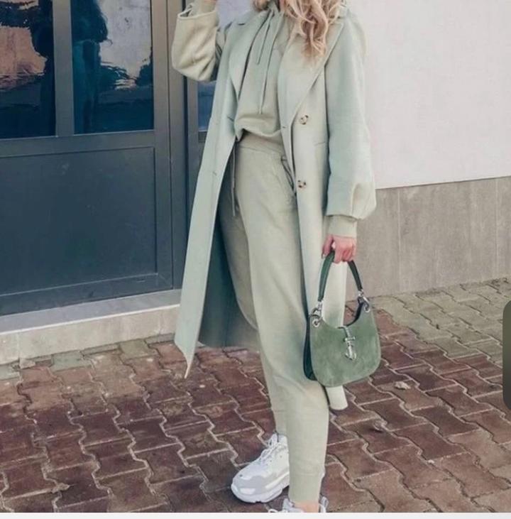 Пальто ZARA