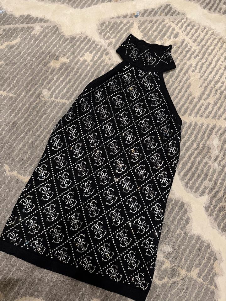 Топ Guess