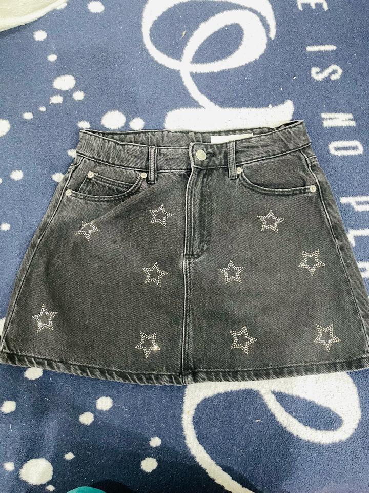 Джинсовая юбка ZARA со стразами