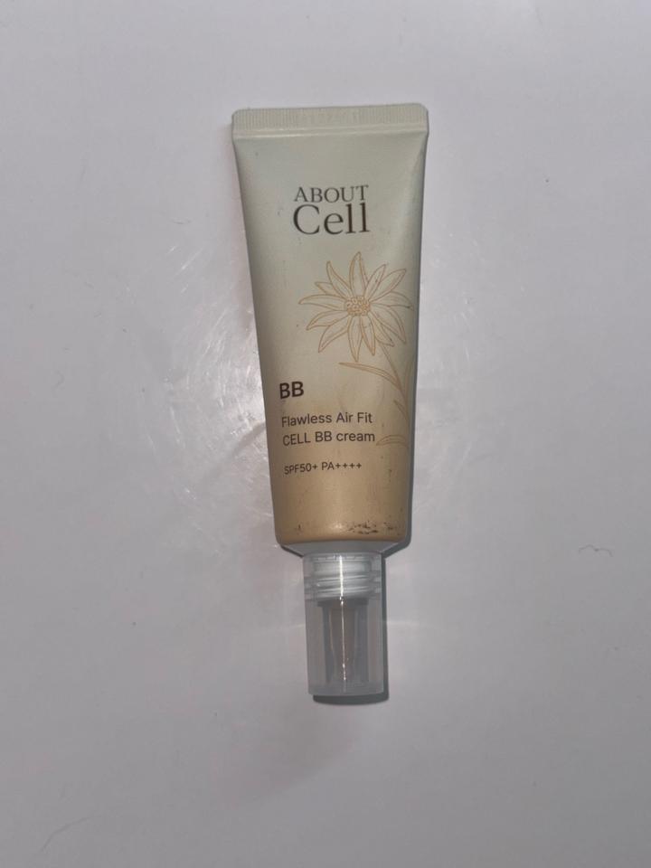 BB от корейского бренда About Cell Flawless Air Fit SPF50+ PA++++