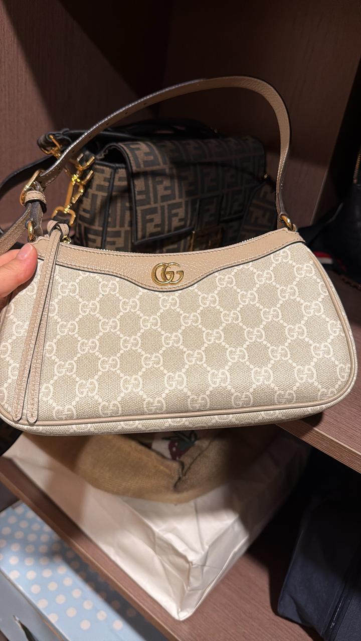 Сумка-багет Gucci
