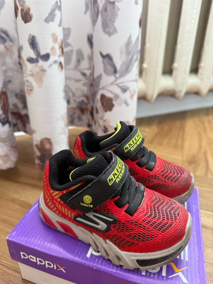 Кроссовки Skechers