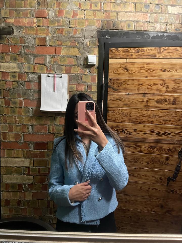 Zara Твидовый пиджак с бахромой