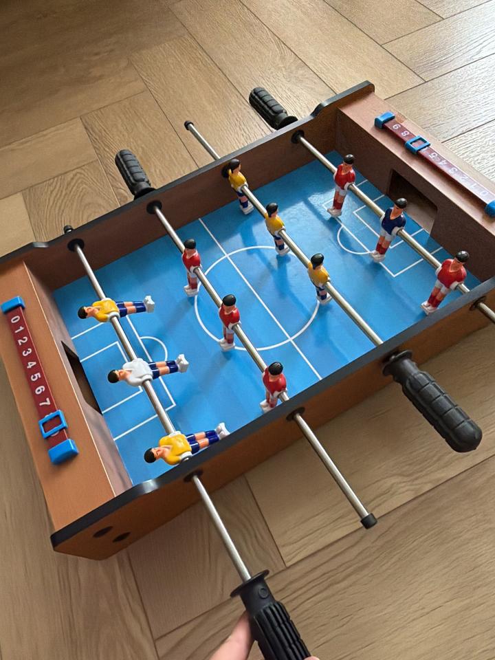 Игра футбол и теннис двусторонняя