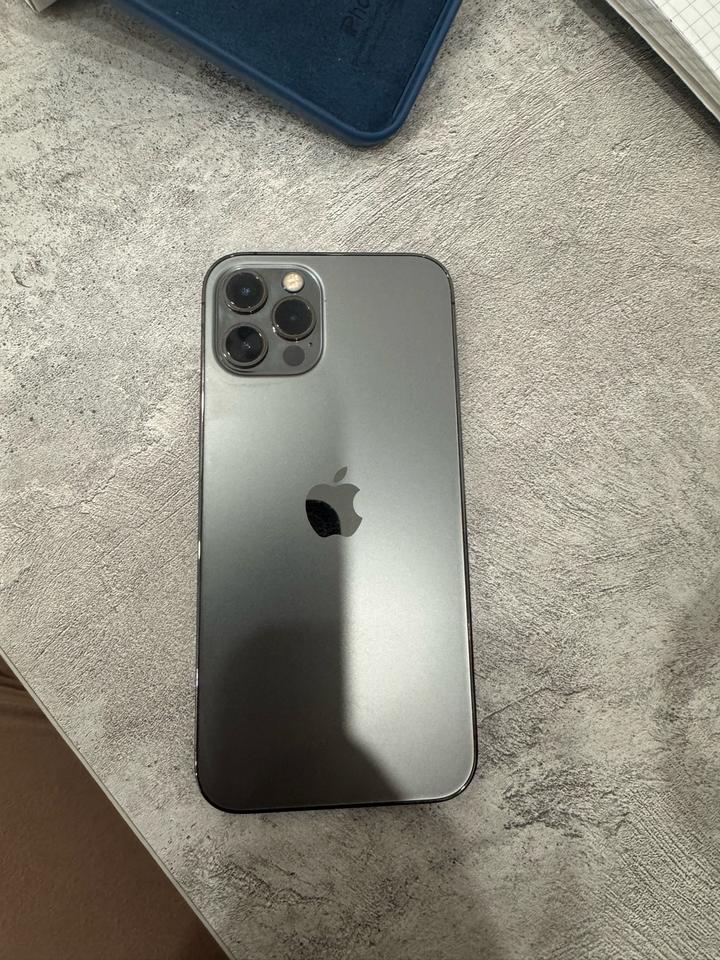 Apple iPhone 12 Pro