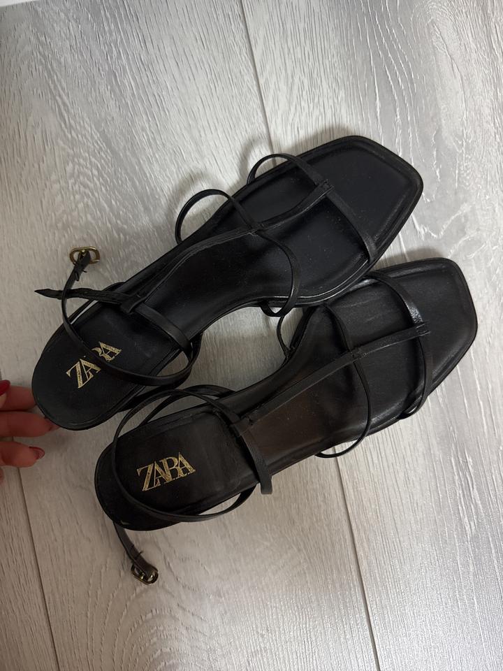 Босоножки ZARA