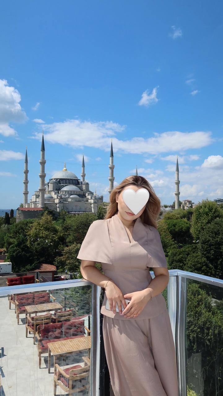 Костюм топ с накидкой и брюки
