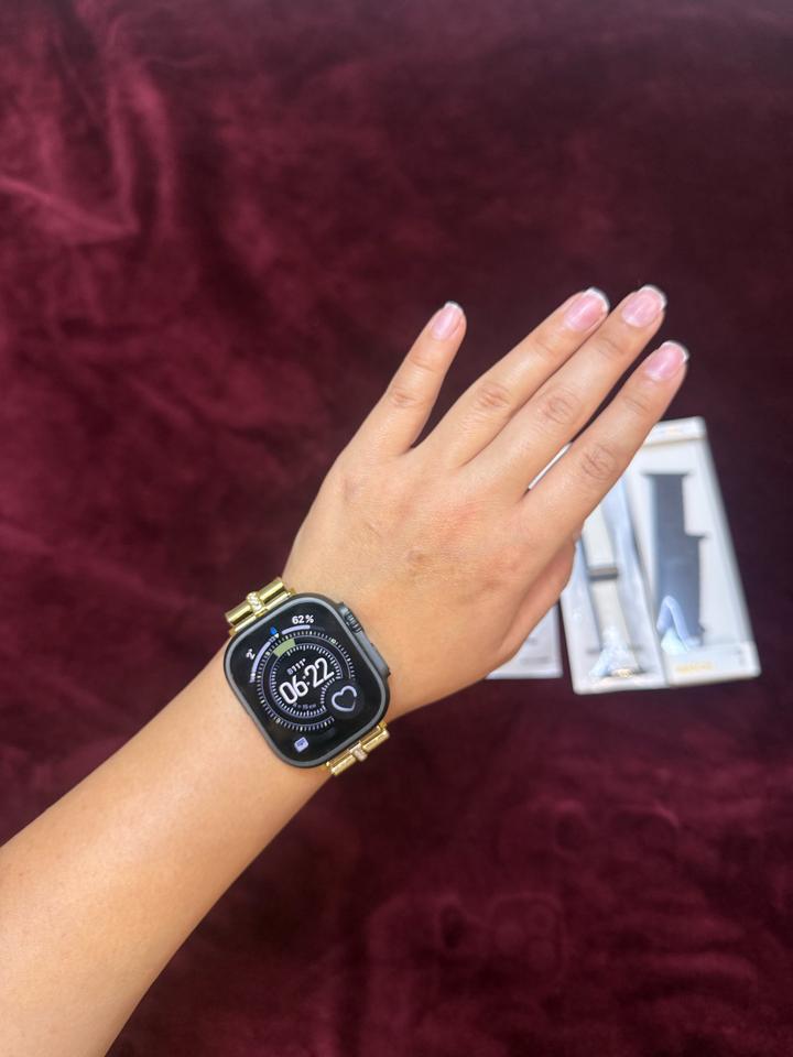 Apple Watch Ultra 2 в стильном чёрном корпусе