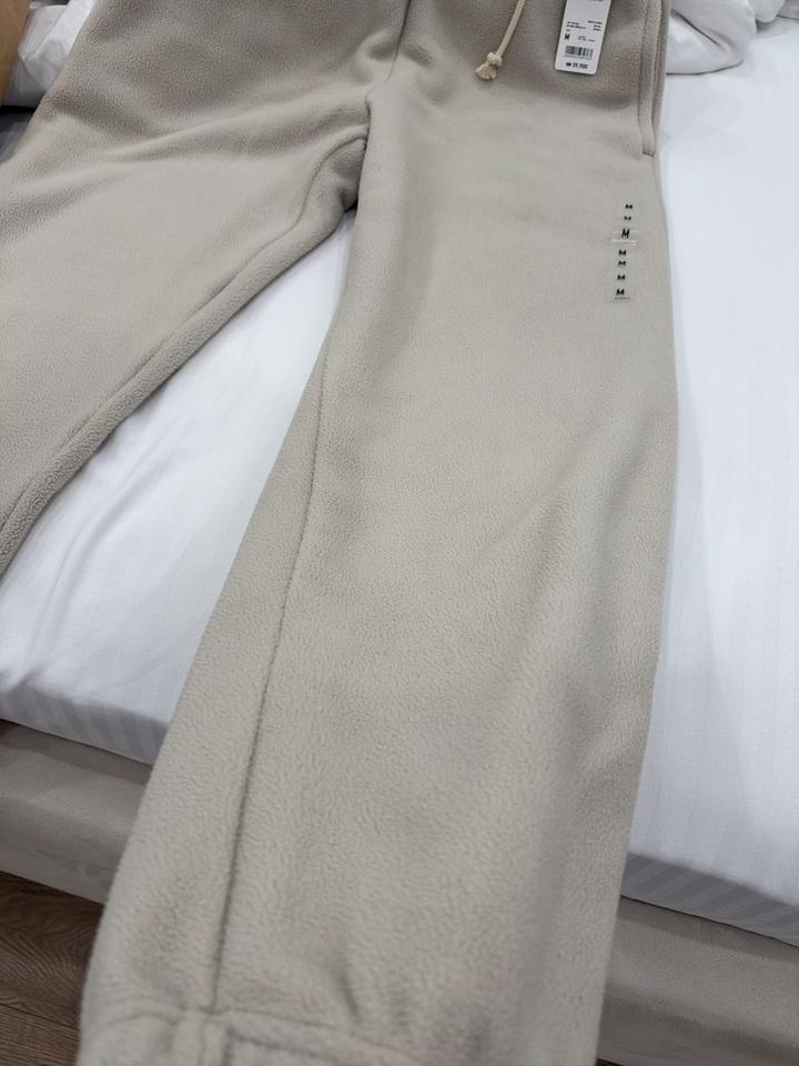 Брюки Uniqlo