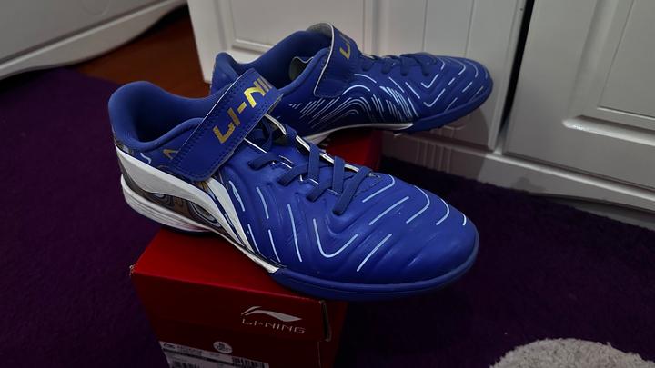 LI-NING Lining оригинал бутсы 39, demix черный 39