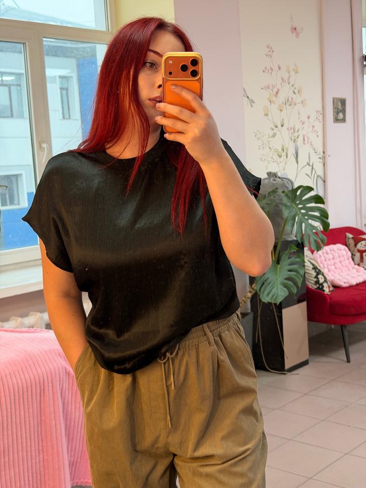 Zara Черная футболка