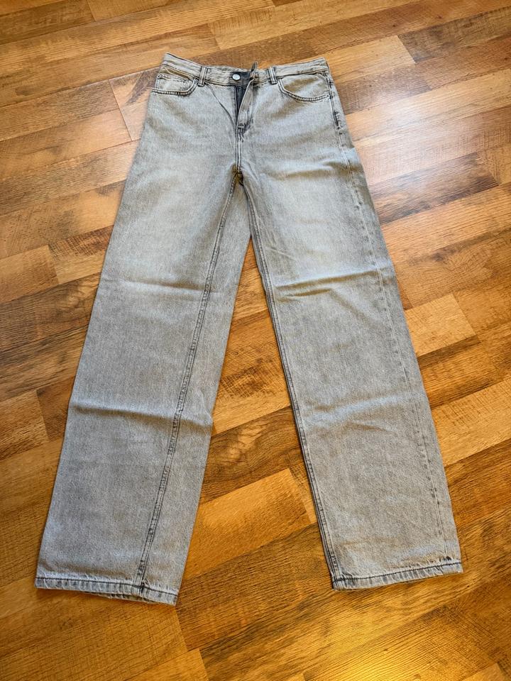 Джинсы ZARA