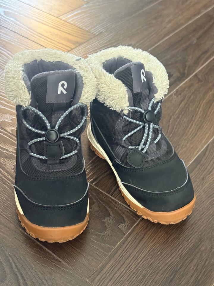 Зимние ботинки Reima