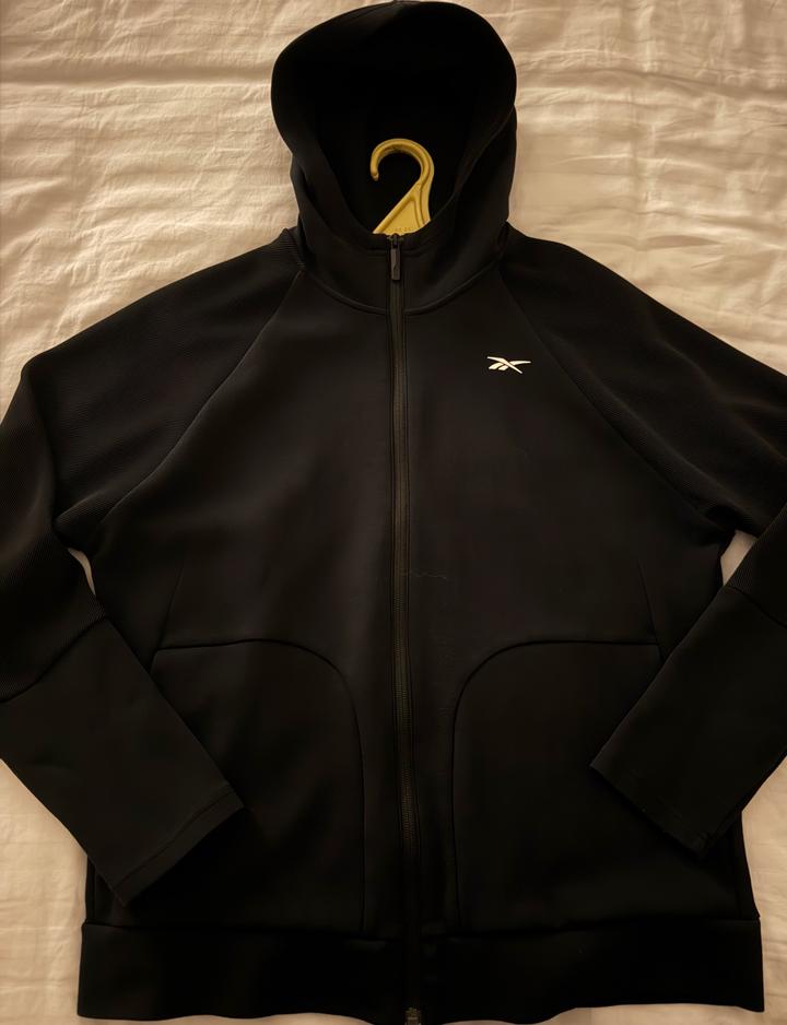Толстовка Reebok на молнии