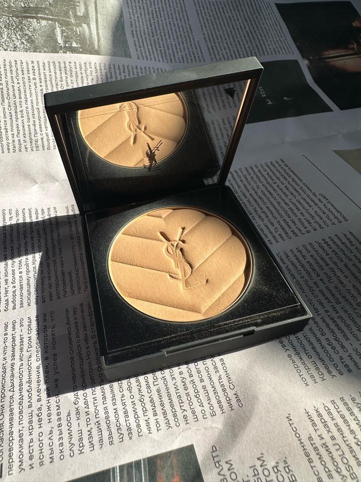 Yves Saint Laurent Компактная пудра YSL All Hours
