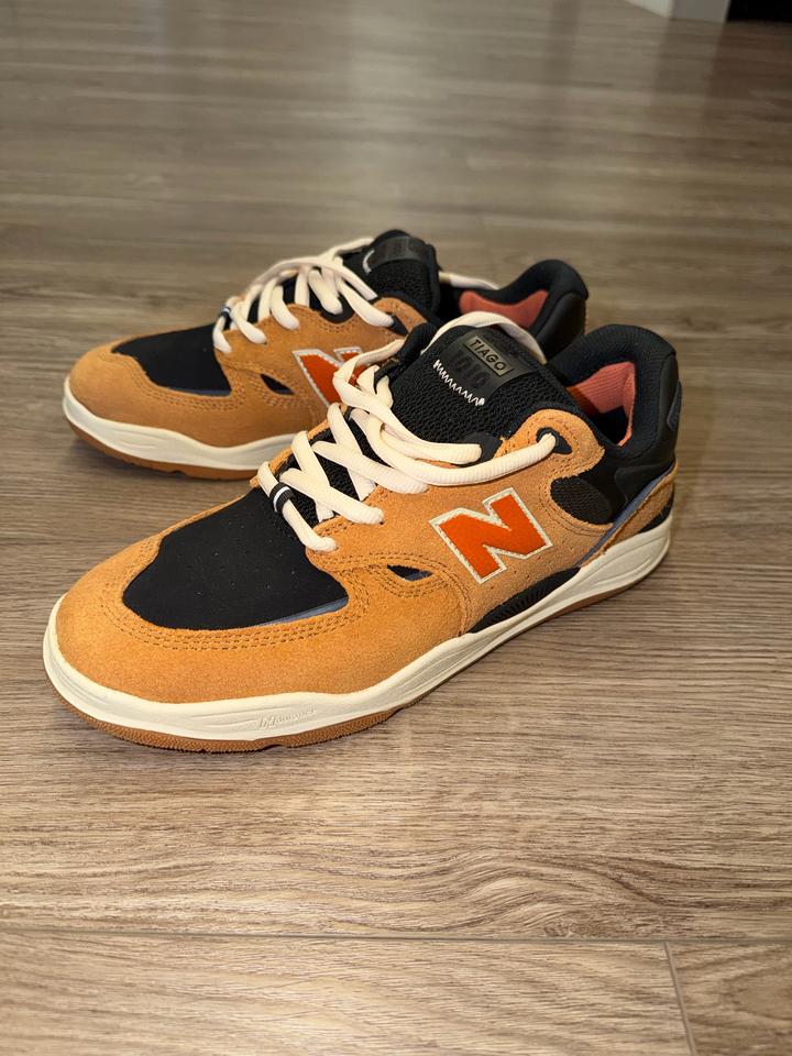 Кроссовки New Balance Tiago 1010