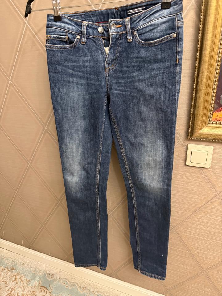 Джинсы Tommy Hilfiger