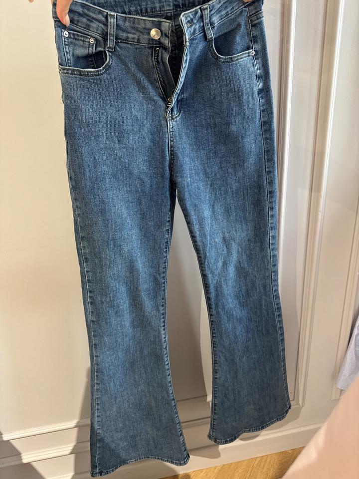 2.1 Denim Джинсы клеш