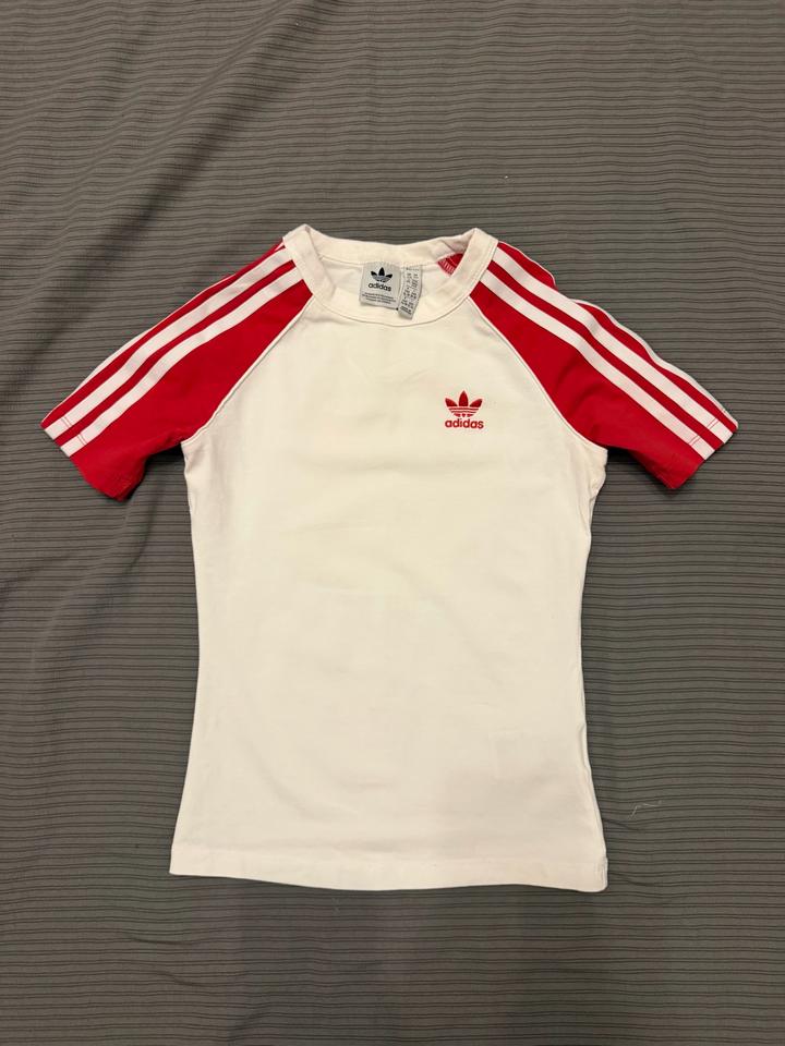 Футболка Adidas